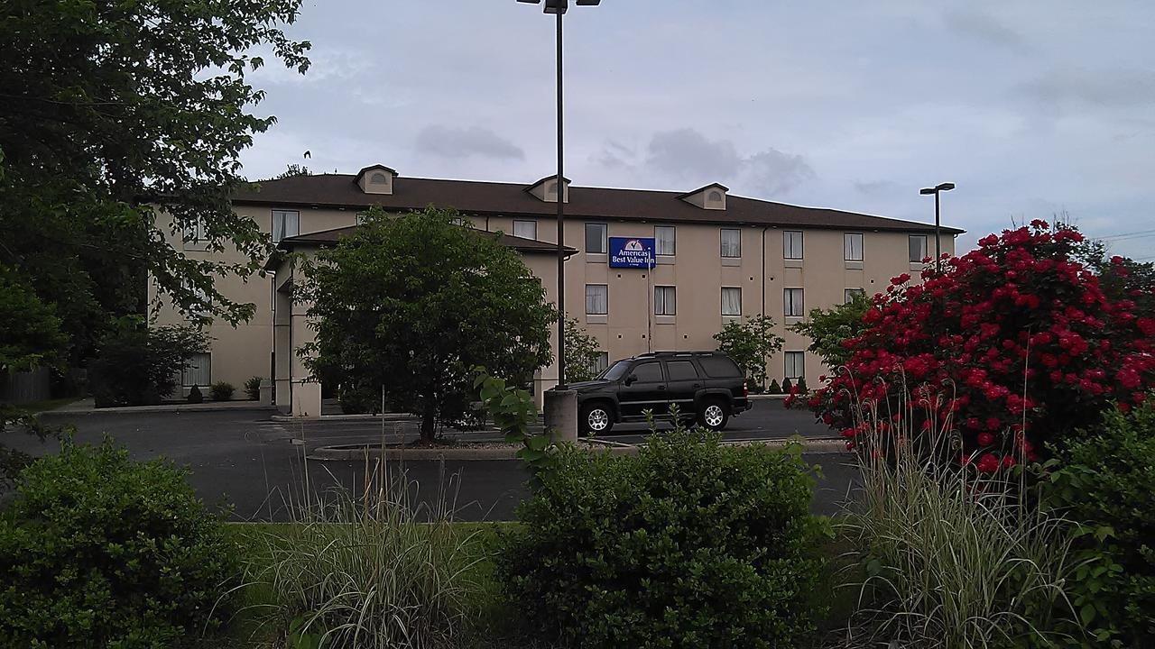Americas Best Value Inn Louisville Eksteriør billede