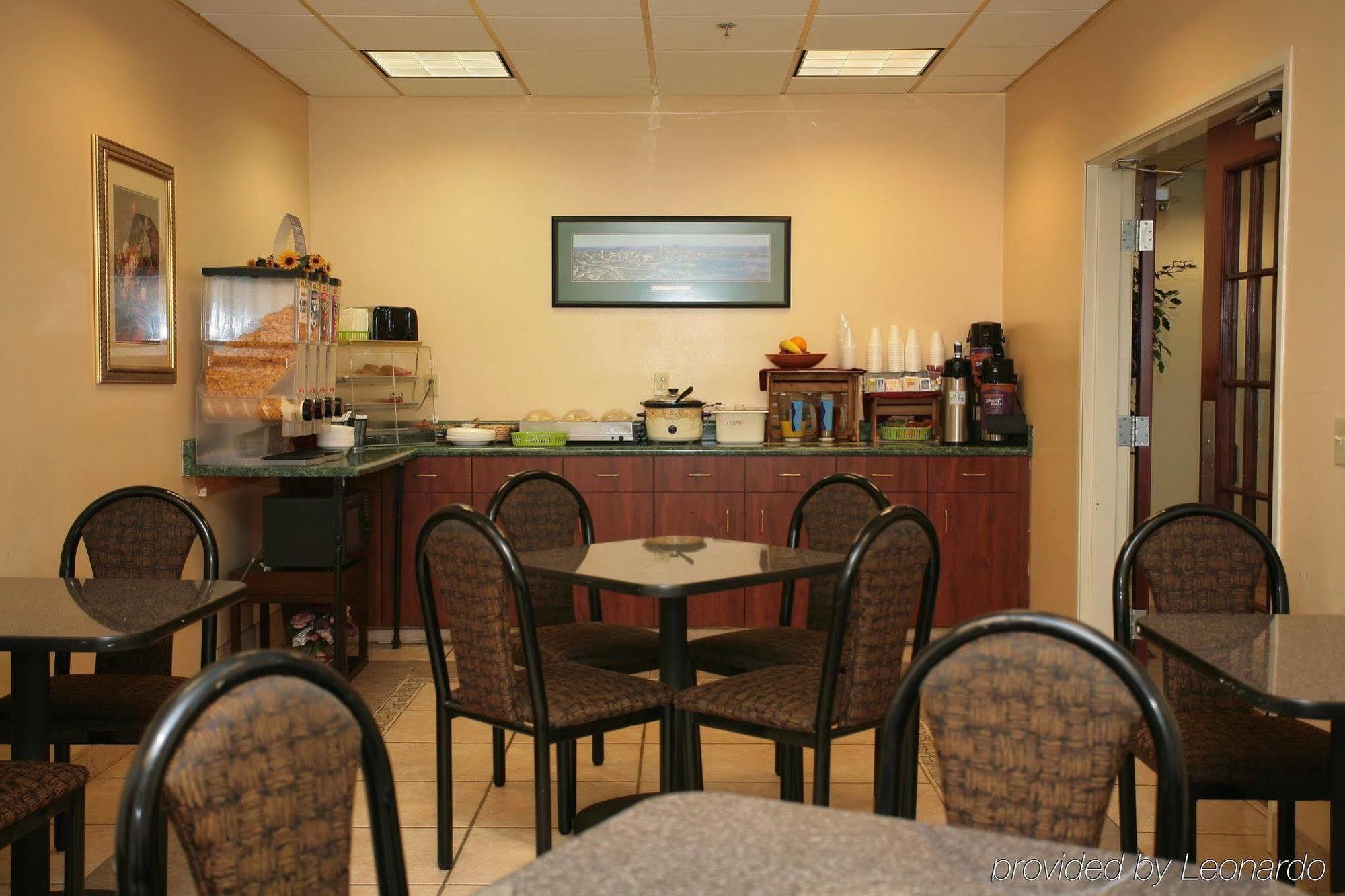 Americas Best Value Inn Louisville Eksteriør billede